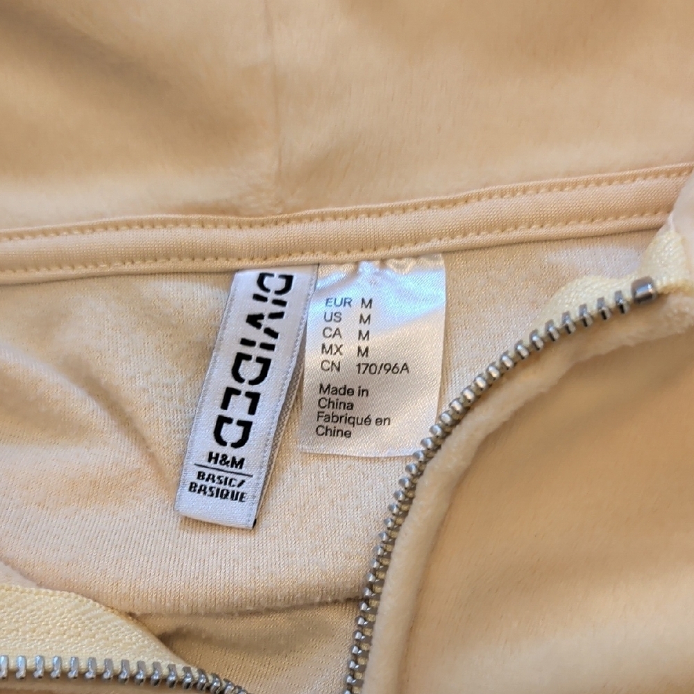 H&M Divided Cropped Velour Hoodie - Picture 2 of 8